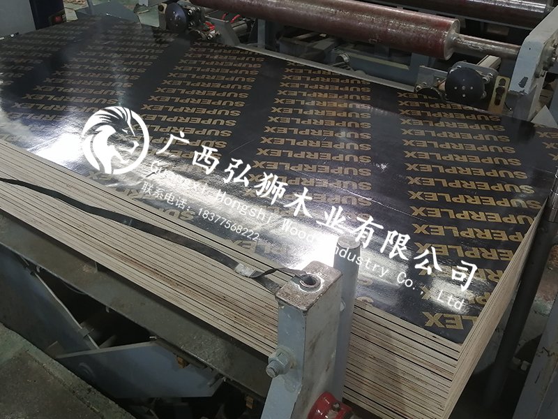 建筑專用覆膜板縮略圖 建筑專用覆膜板